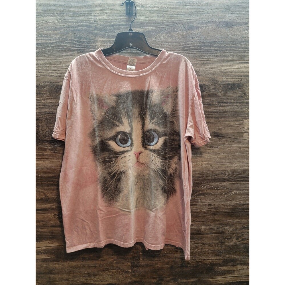 Cat T Shirt  Blue Eyes That Reflect the World XL Mottled Tie Dye